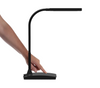 LAMPA BIURKOWA LED MAULpearly, możliwość regulacji światła CZARNA