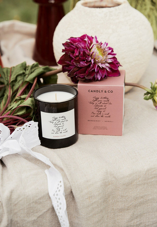 Świeca sojowa w szkle CANDLY&CO, Happy Birthday, zapach No.5, 250g