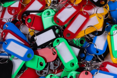 Zawieszki na klucze Q-CONNECT, 50x22mm, 100 szt., mix kolorów