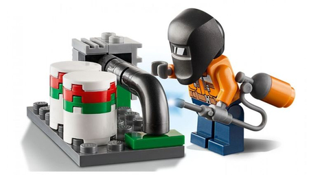 LEGO Klocki City Helikopter strażacki leci na ratunek