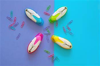 Spinacze powlekane pastelowe 28 mm MemoBe 100 szt. kasetka