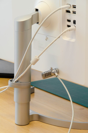 Blokada kablowa Q-CONNECT, do monitora/laptopa, na zamek szyfrowy, 1,8m, szara