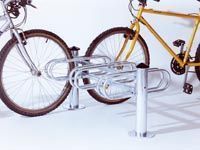 Stojak rowerowy Merkury 3-miejscowy; jednostrony lub dwustronny 